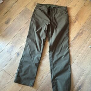 Under Armour Pants Army Green Size 32x20